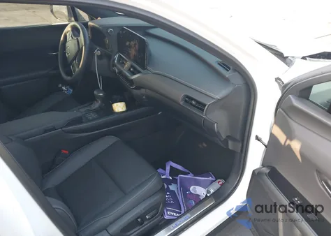 2024 Lexus Ux 250H Premium z USA, uszkodzony, nr VIN JTHP6JBH8R2190362